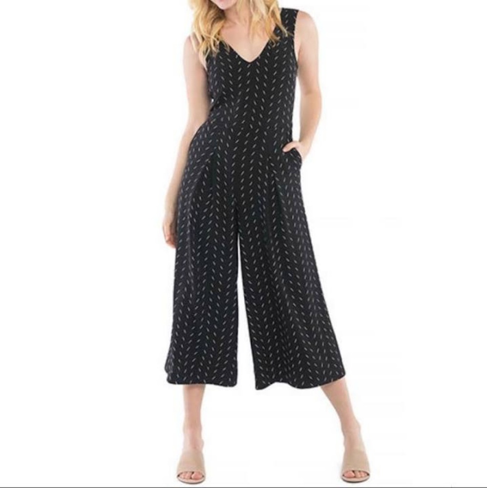 KENSIE wide leg palazzo jumpsuit size small